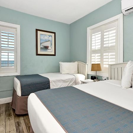Shoreline Suites & Cabana Cottages - Beachfront دايتونا بيتش المظهر الخارجي الصورة