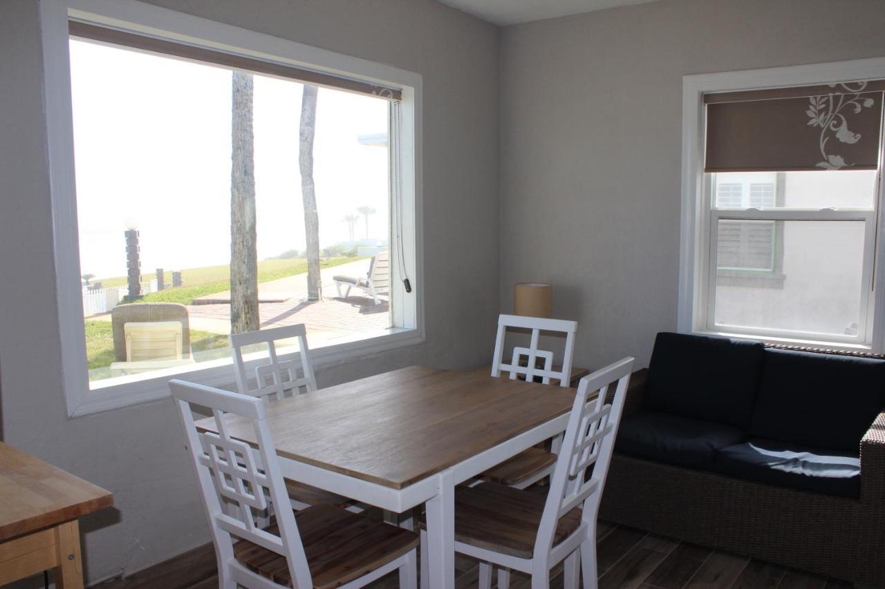 Shoreline Suites & Cabana Cottages - Beachfront دايتونا بيتش الغرفة الصورة