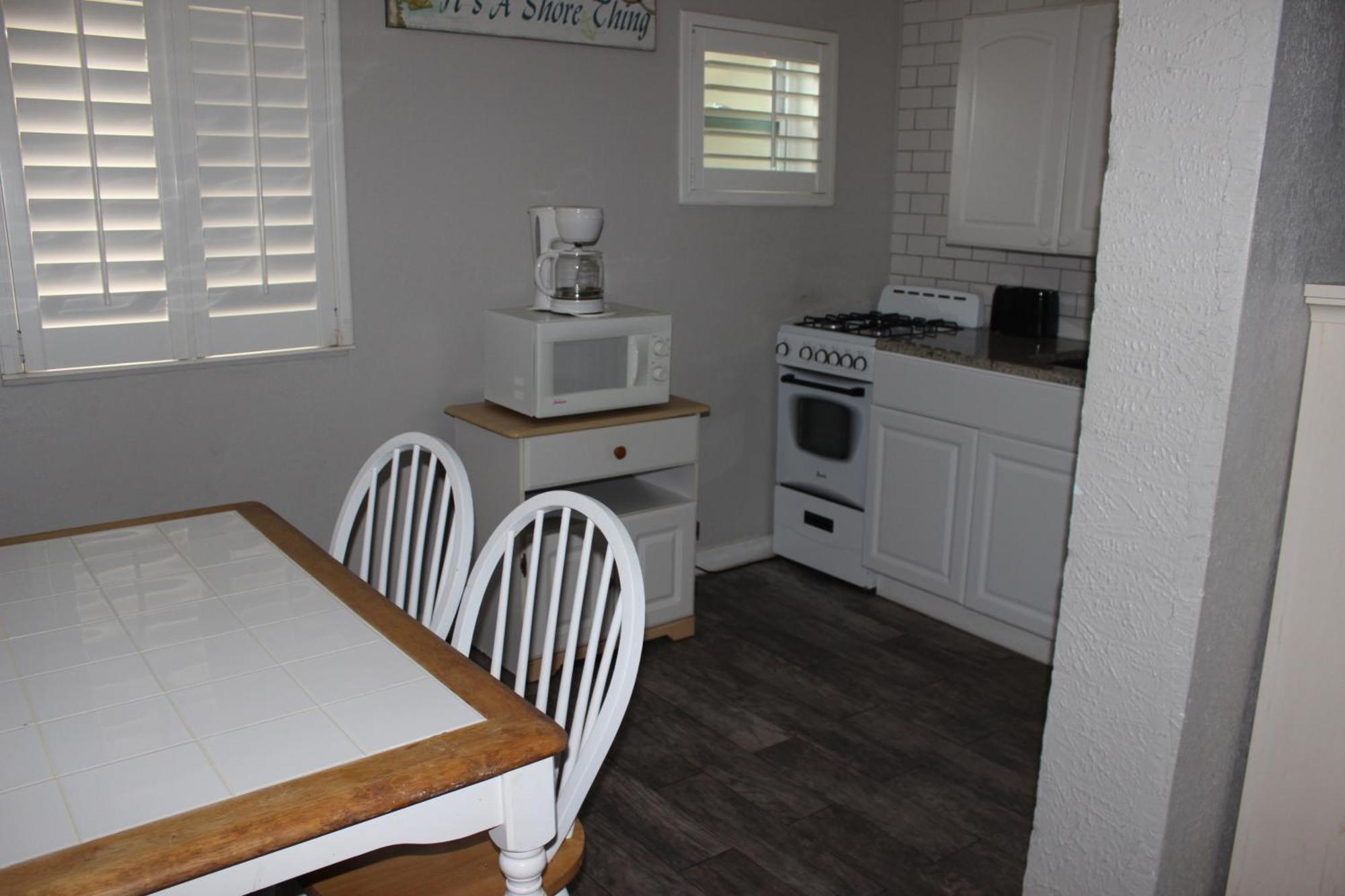 Shoreline Suites & Cabana Cottages - Beachfront دايتونا بيتش الغرفة الصورة